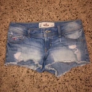 00 Hollister Jean Shorts